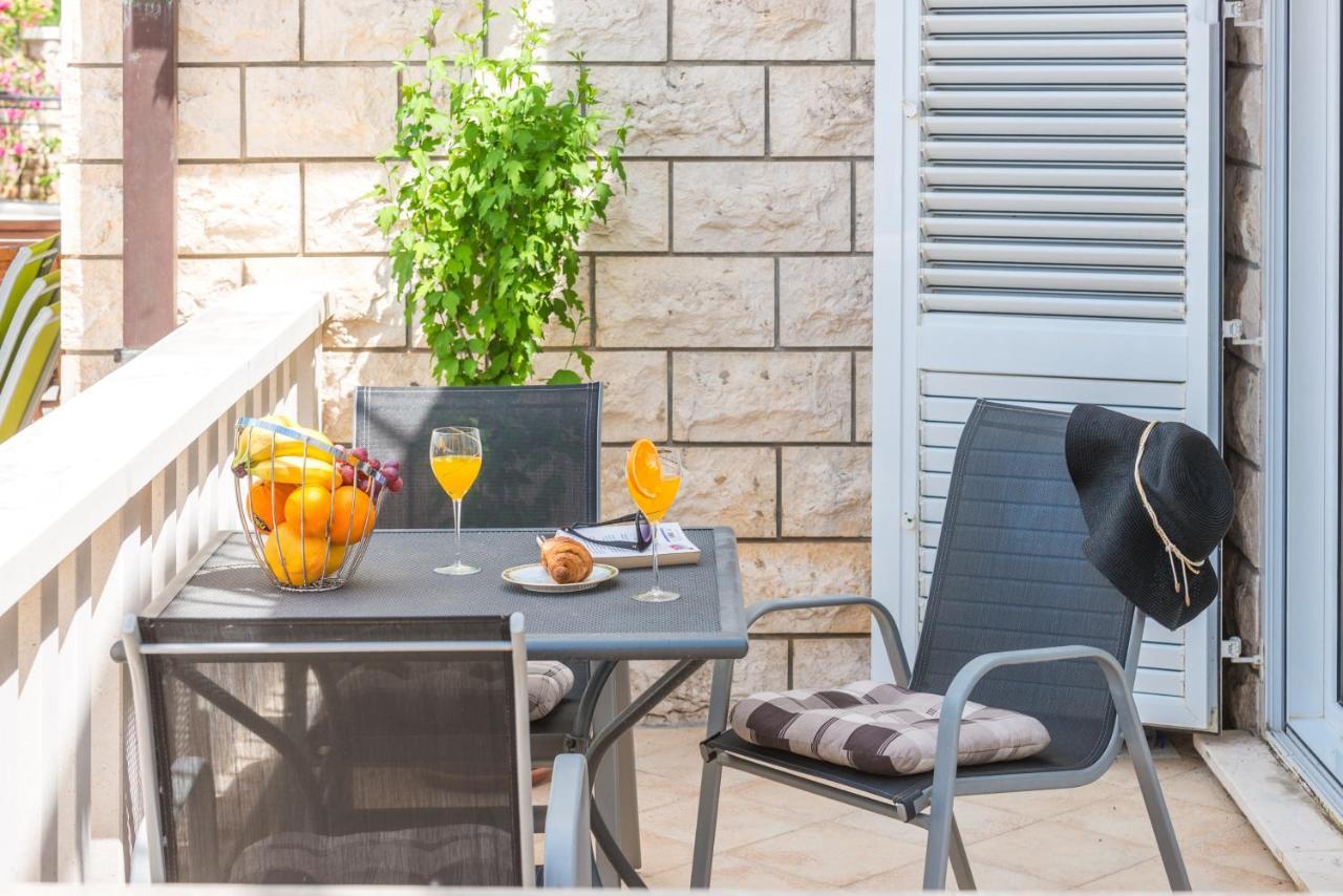 Villa Markoc 챠브타트 외부 사진