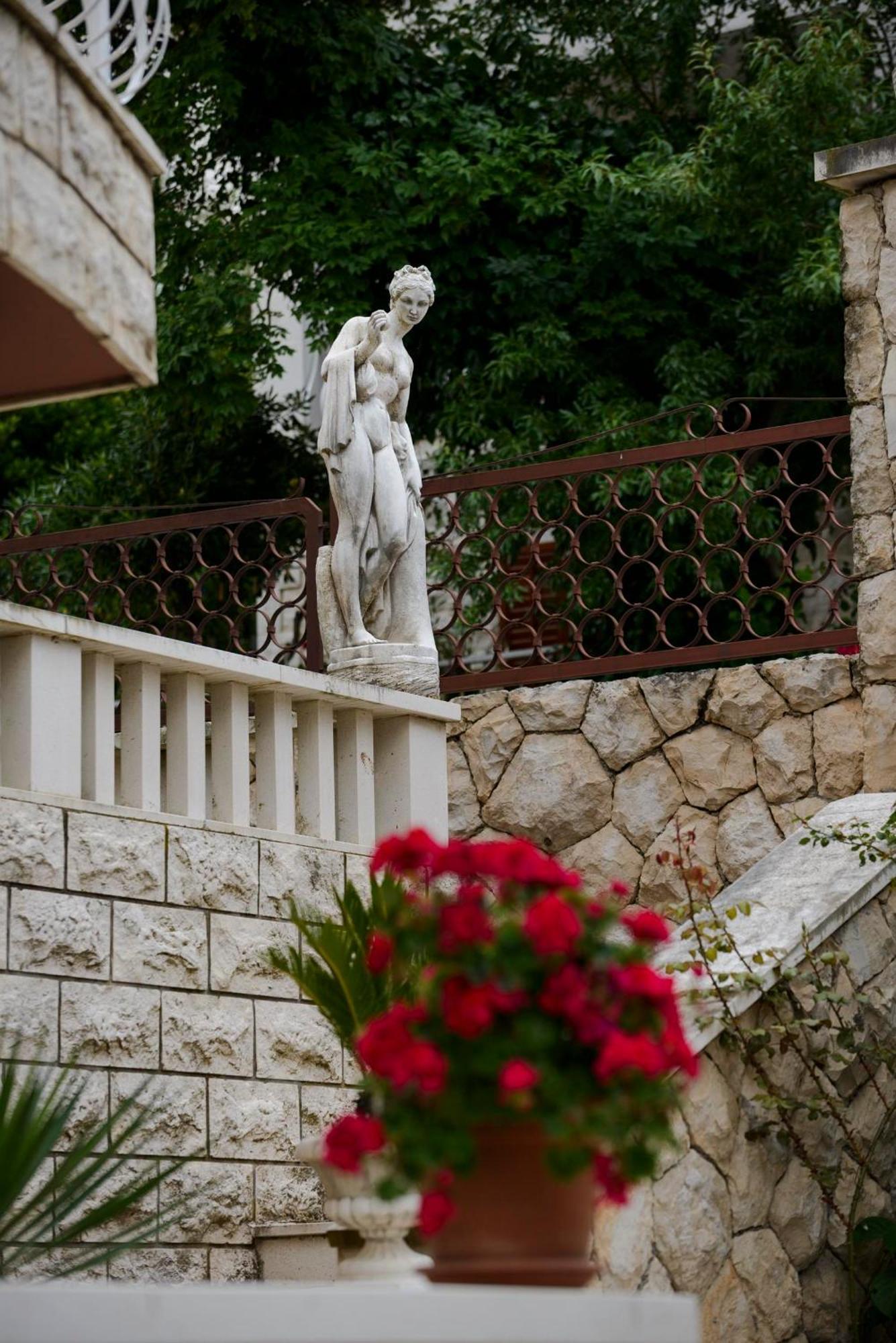 Villa Markoc 챠브타트 외부 사진