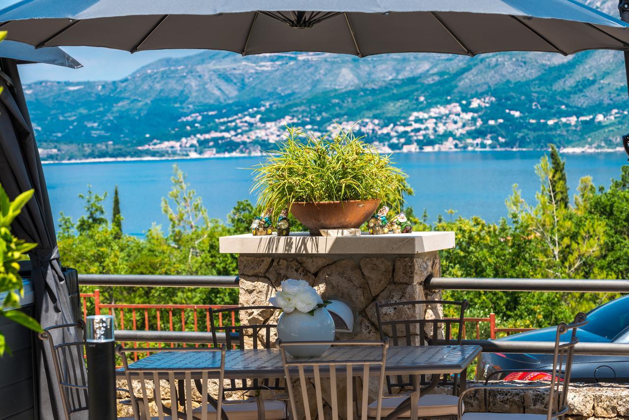 Villa Markoc 챠브타트 외부 사진